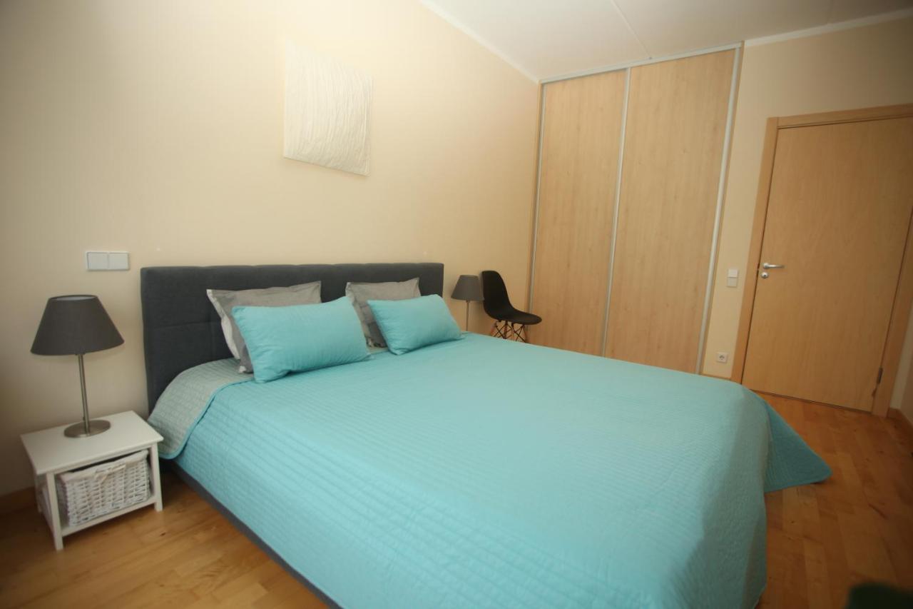 Cozy Home Apartment Kaivas, Free Parking, Self Check-In Riga Esterno foto