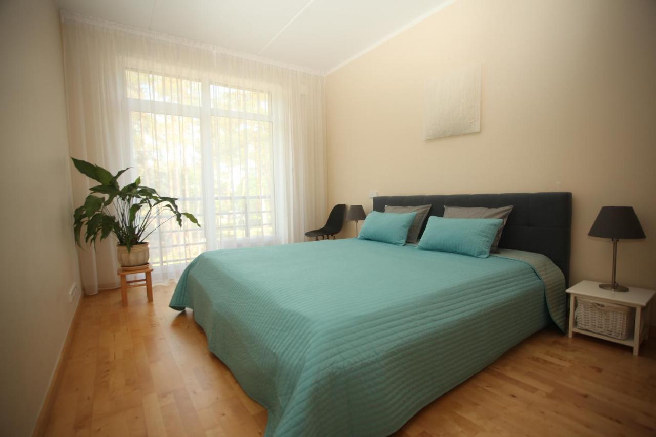 Cozy Home Apartment Kaivas, Free Parking, Self Check-In Riga Esterno foto